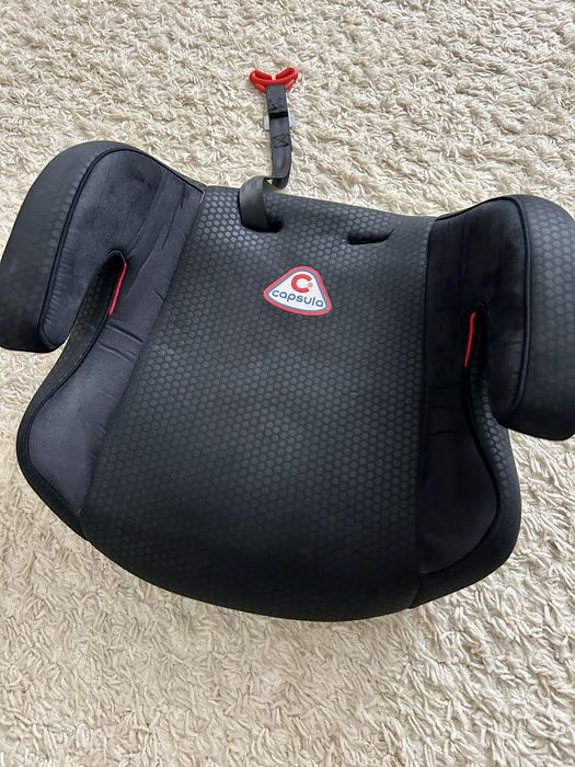 Автокресло Бустер Capsula