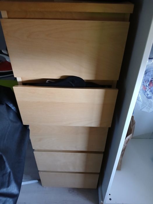 2 camiseiros como novos