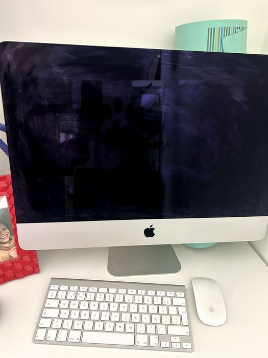 VENDO Apple iMac 21.5-inch (Late 2013) c/Magic Keyboard e Magic Mouse