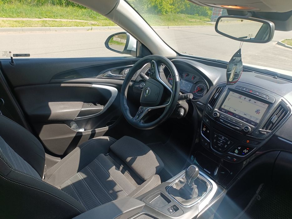 Продам Opel Insignia 2015