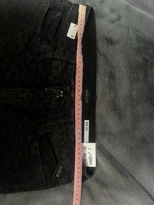 Натуральні джинси лео принт replay new luz cotton