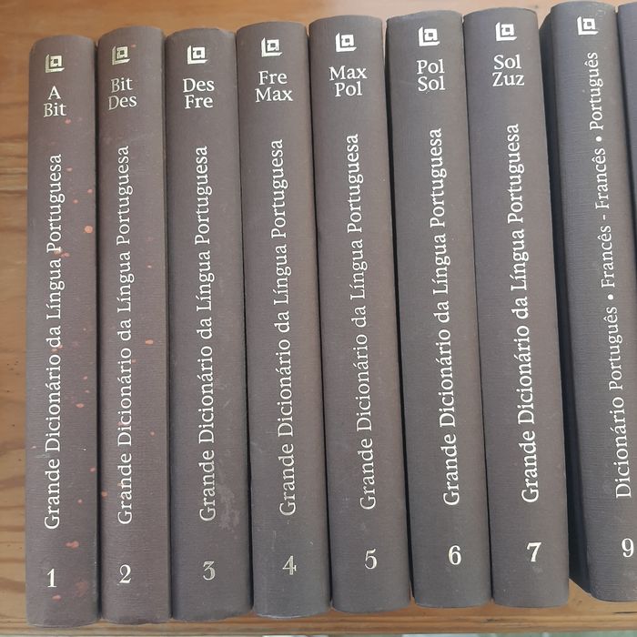 Grande Dicionário da Língua Portuguesa