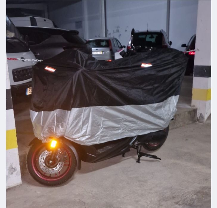 Honda forza 125 edition especial