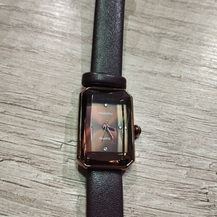 Nowy bez metki zegarek damski