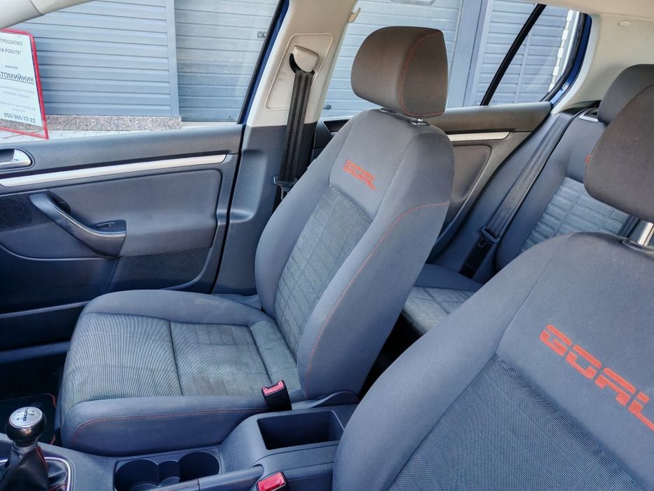Volkswagen Golf 5 1.6 mpi