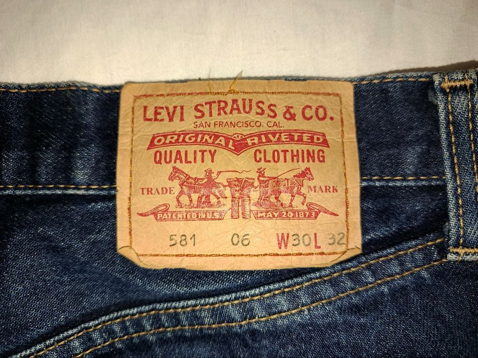 Джинси Levis 581