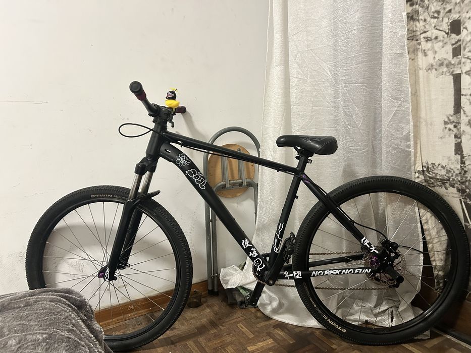 Bicicleta com peças novas