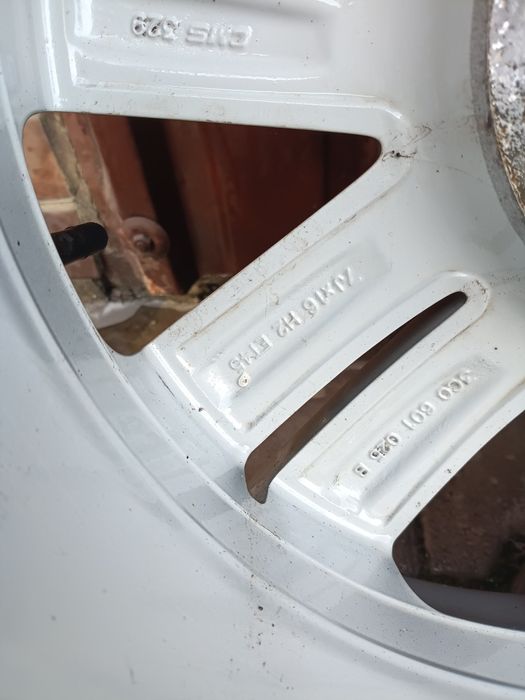 Felgi 16 5x112 et 45 VW skoda seat