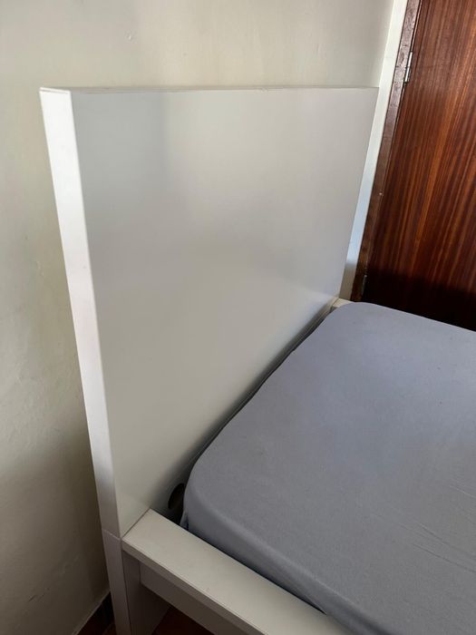 Cama solteiro Ikea Malm