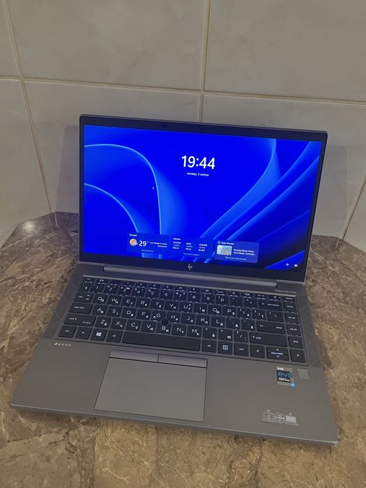 HP ZBook Firefly 14 G8 Intel i5-1145G7/32GB/500GB ssd