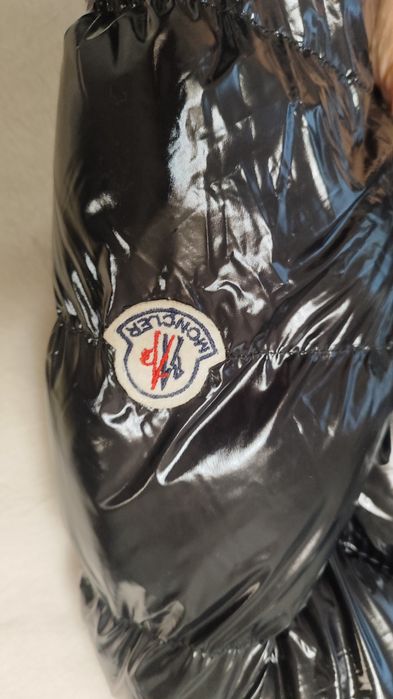 Пуховик Moncler S