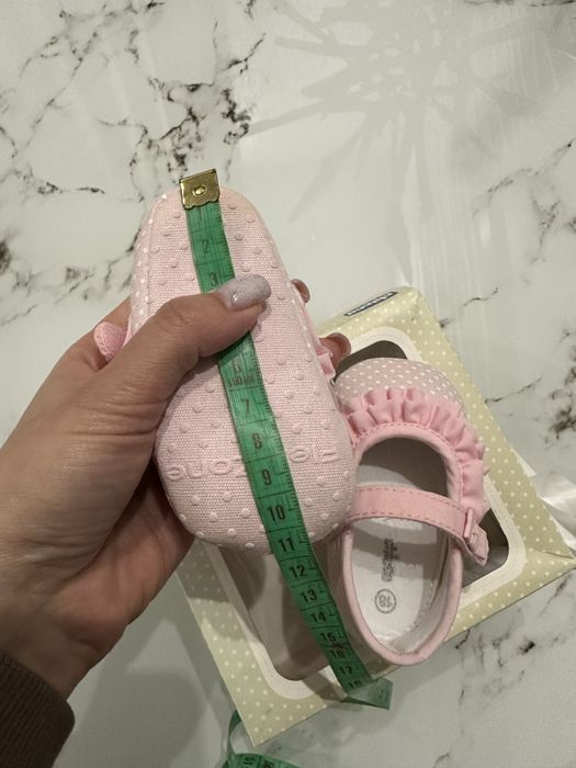 Пінетки Chicco нові
