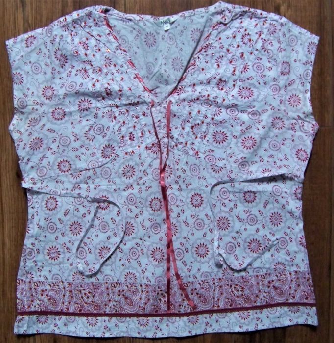 Bluzka r.XL (46) M&CO biało-bordowa krótki rękaw cekiny bawełna