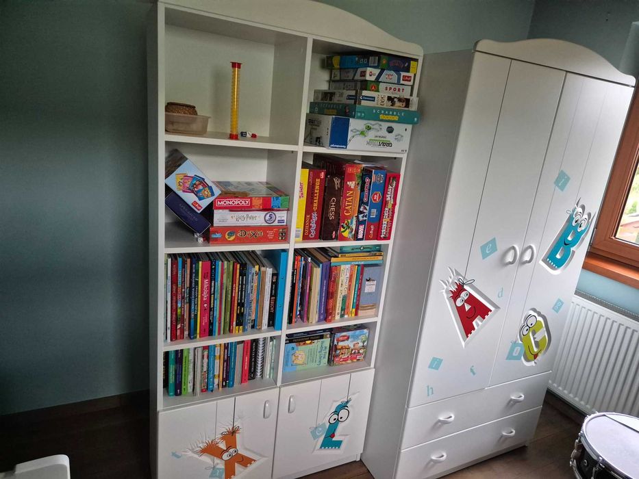 meble MEBLIK literki, bardzo ładne, szafa + regał dla dziecka 900zł