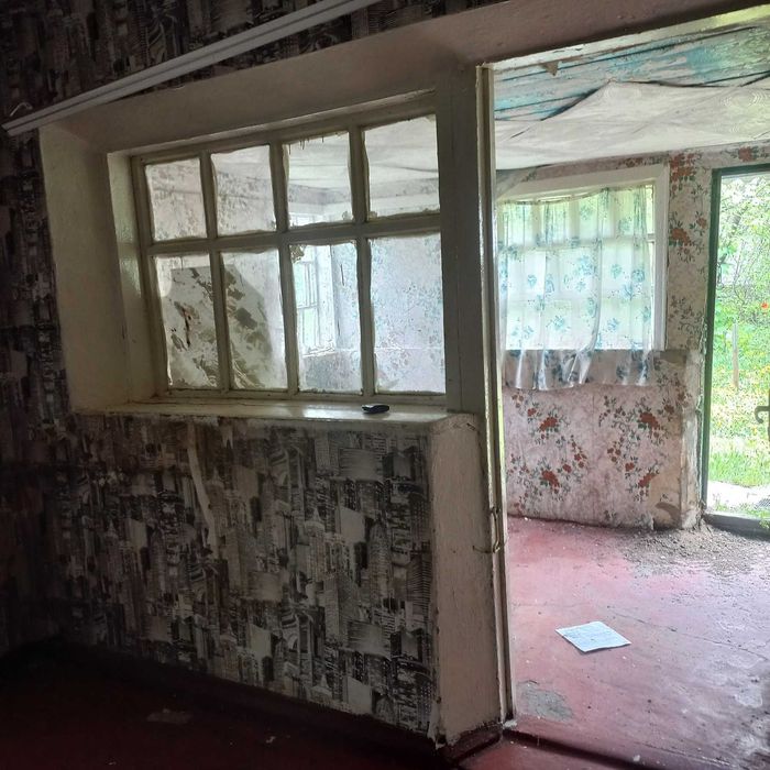 Продам газифицированный дом. Юрьевка, центр. Участок 25 соток