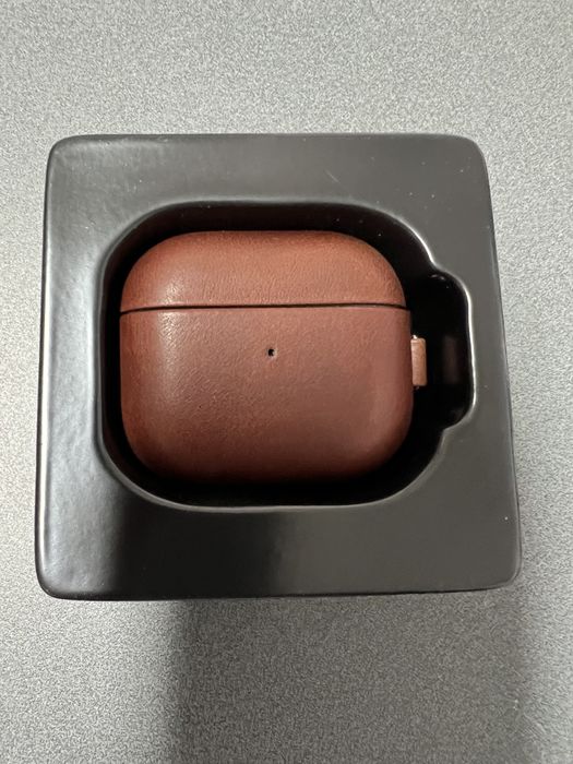 Capa em pele Airpods