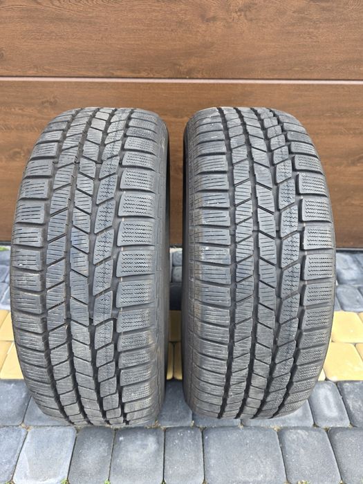Opony zimowe  Continental. 215/55 R17
