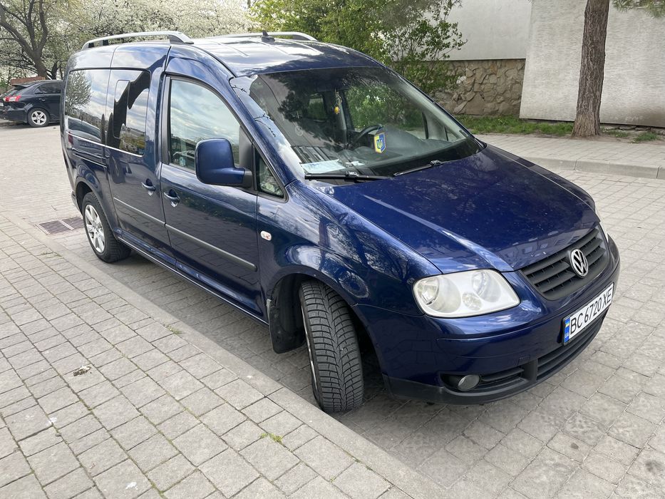 VW Caddy Maxi 2009рік оригінальний пасажир