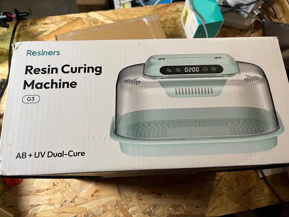 машина для затвердіння смоли Resiners G3