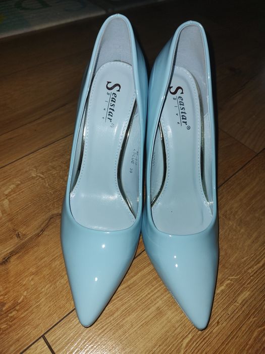 Nowe błękitne szpilki rozmiar 39 Seastar