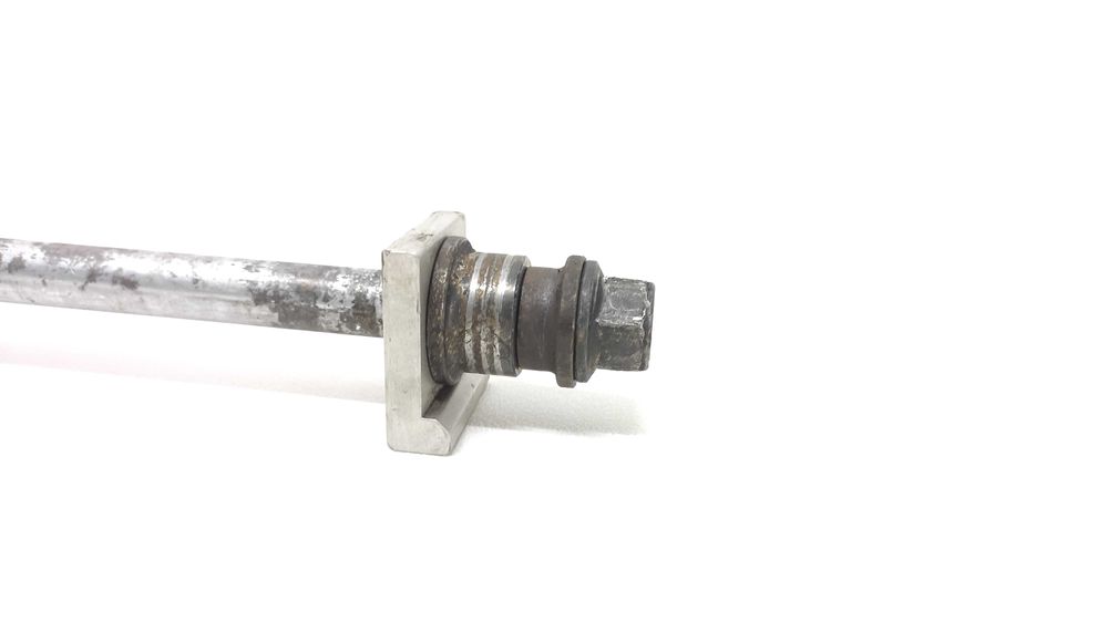 YAMAHA YZF 125 Oś Ośka Koła Tył Tylna Naciąg Łańcucha 08-14 YZF-R