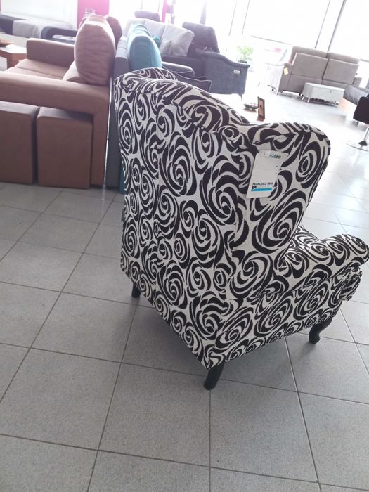 Cadeirões Vintage NOVOS