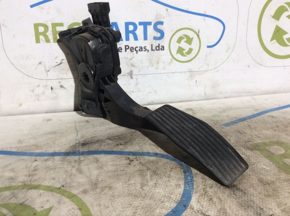 Pedal de acelerador Chevrolet Cruze 13252702