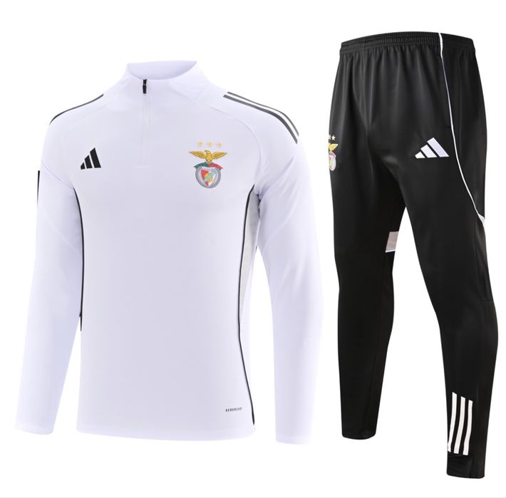 Conjuntos Deportivos Época 25/26