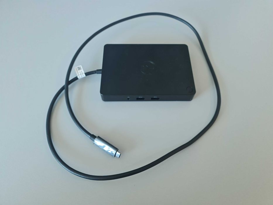 Dock Station Dell WD15 + transformador original 130W