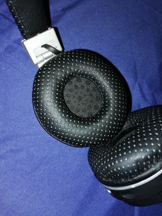 Fones Com + 1 ano de Garantia