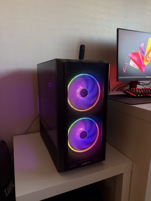 Setup Gaming Completo RTX 5070 + i7-14700K | 2 Monitores, Cadeira e Secretária (Vendo Separado)