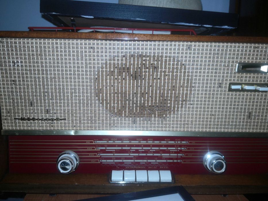 Radio Antigo Mediator MD4159A