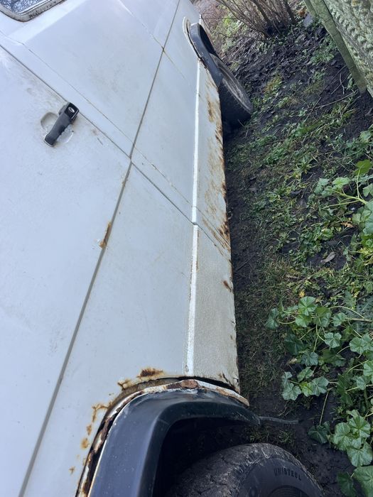 Продам Mercedes T2 609D