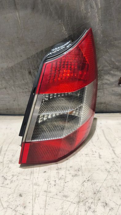 Lampa Tylna Prawa Renault Scenic Ii 2006R
