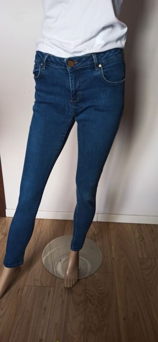 Sg Spodnie damskie 36 , S jeansy damskie 36 , S Zara rurki 36 spodnie