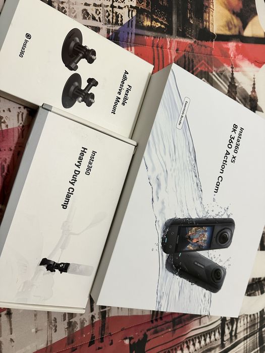 Insta 360 X5 8K Essential Bundle