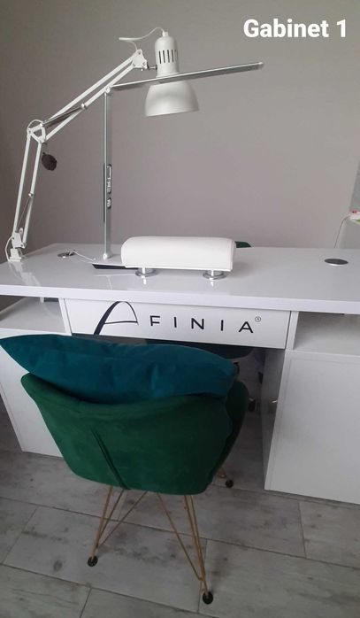 Wynajem gabinetu i stanowiska do makijażu w salonie kosmetycznym