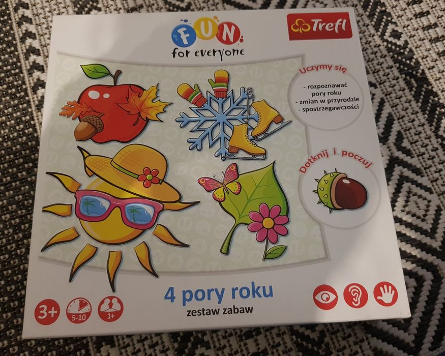 Zestaw gier i układanek dla około 4-lat