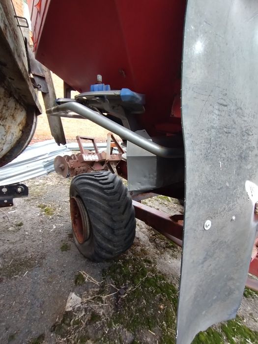 Розкидач Rauch Axis M 30.2