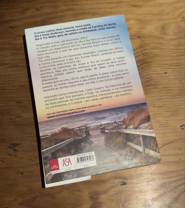 Livro  “Cada Suspiro teu” de Nicholas Sparks