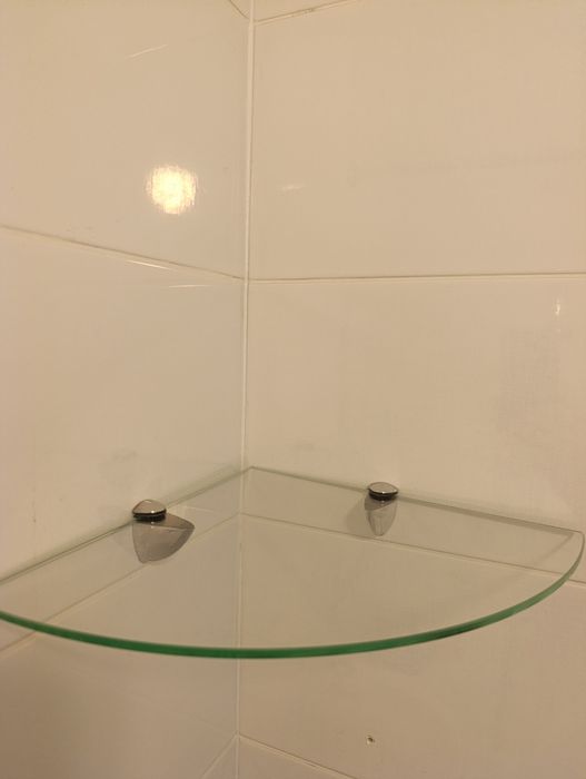 Скляні кутові полиці для ванної