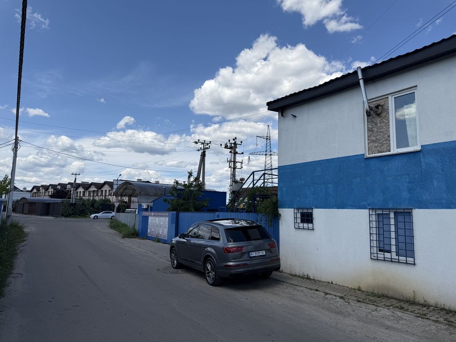 Продаж СТО,під Києвом/Крюківщина/446м2/8боксів/15,6сот.у власності.