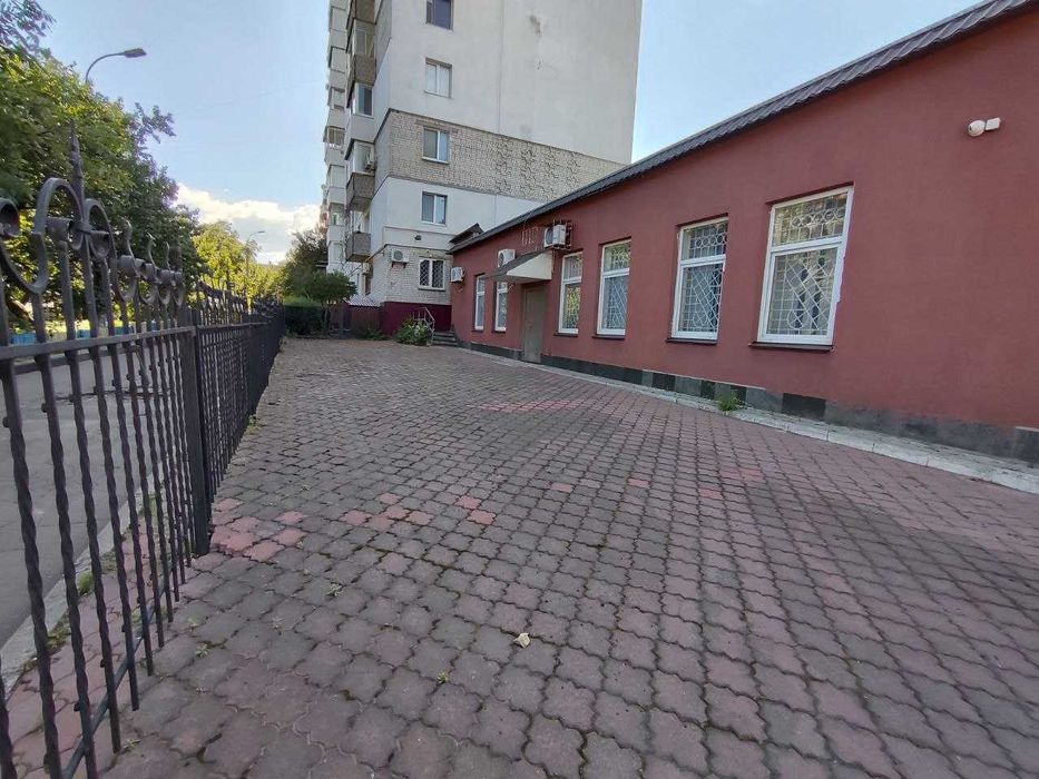 Продаж комерційного приміщення вул. Пастерівська, 25