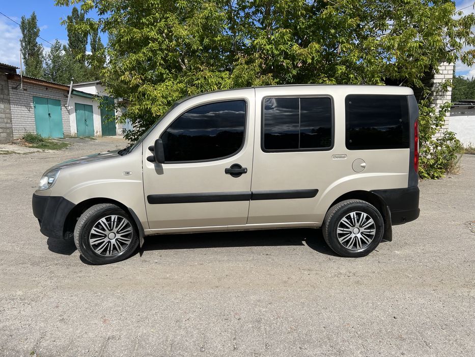 Авто Fiat Doblo 2013