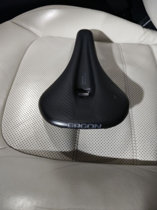 Siodełko rowerowe  ERGON SM COMP MAN M/L STEALTH