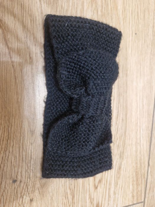 Opaska wełniana z kokardką