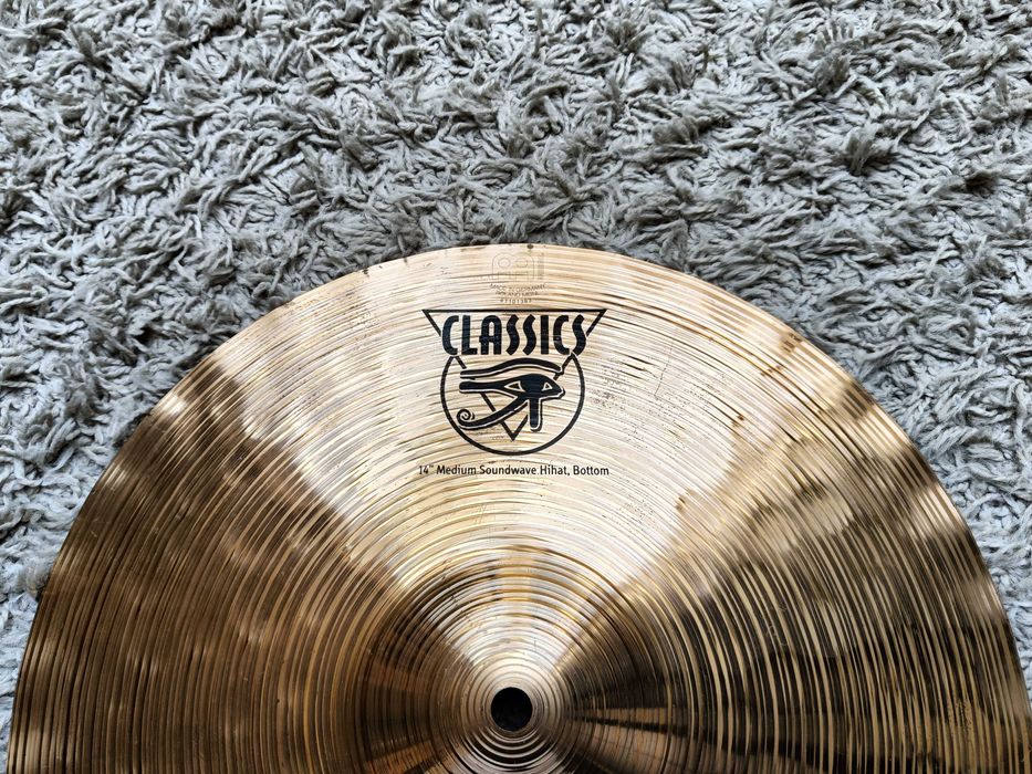 Talerze perkusyjne MEINL CLASSICS MEDIUM SOUNDWAVE Hi Hat 14''