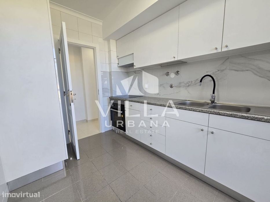 Apartamento T3, Remodelado no Feijó — Laranjeiro E Feijó, Setúbal