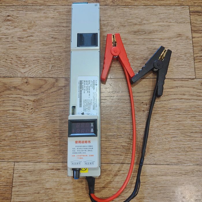 Зарядний пристрій для акумулятор Зарядний пристій  12В 50А. LiFePo4