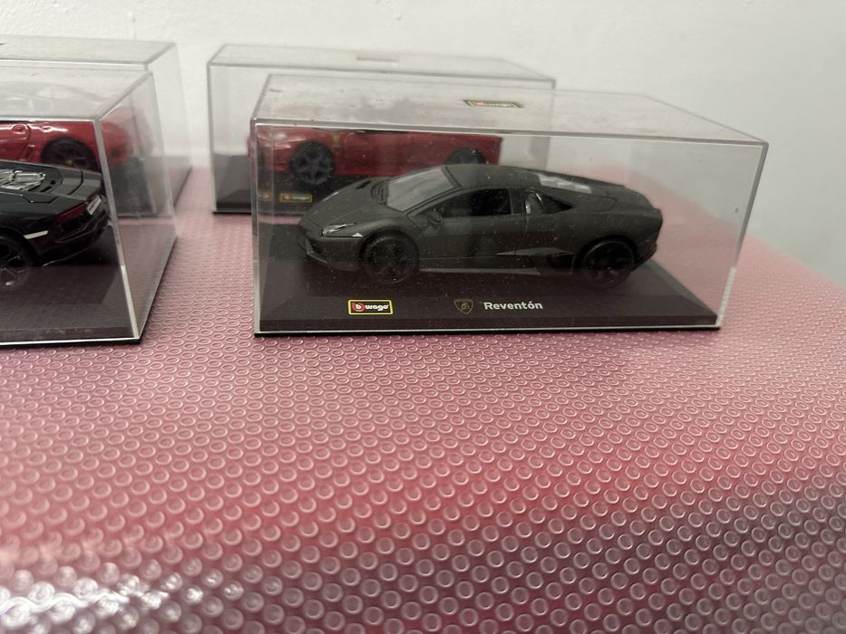 Miniaturas 1:32 ferrari / lamborhini